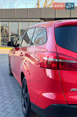 Универсал Ford Focus 2015 в 
