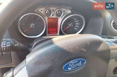Универсал Ford Focus 2010 в 