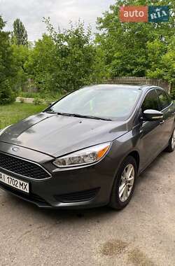 Седан Ford Focus 2015 в 