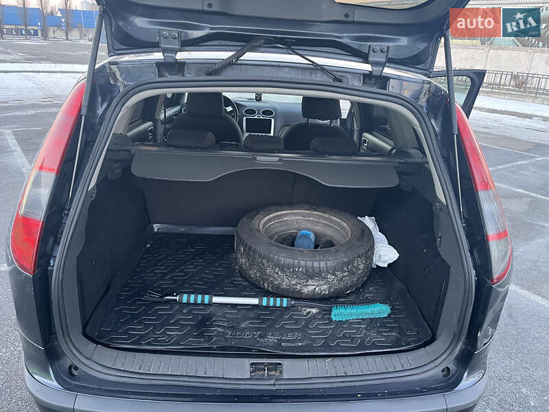 Универсал Ford Focus 2006 в Киеве