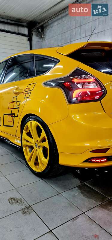 Хэтчбек Ford Focus 2013 в Киеве фото 7 Хэтчбек Ford Focus 2013 в Киеве