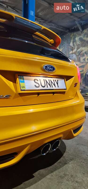 Хэтчбек Ford Focus 2013 в Киеве фото 10 Хэтчбек Ford Focus 2013 в Киеве