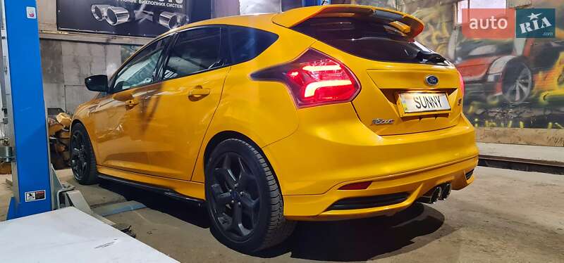 Хэтчбек Ford Focus 2013 в Киеве фото 9 Хэтчбек Ford Focus 2013 в Киеве