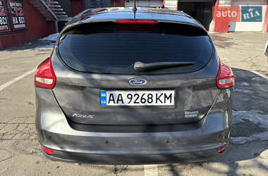 Хэтчбек Ford Focus 2015 в 