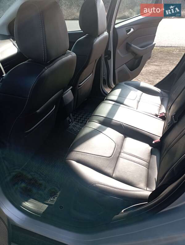 Хэтчбек Ford Focus 2013 в Одессе