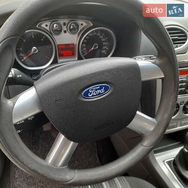 Универсал Ford Focus 2010 в Калуше