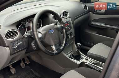 Хетчбек Ford Focus 2011 в 