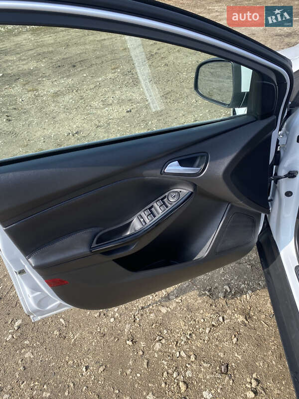 Хетчбек Ford Focus 2013 в Тернополі