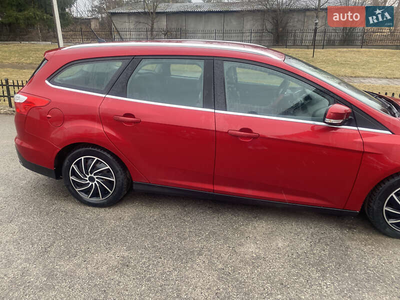 Универсал Ford Focus 2011 в Кременце