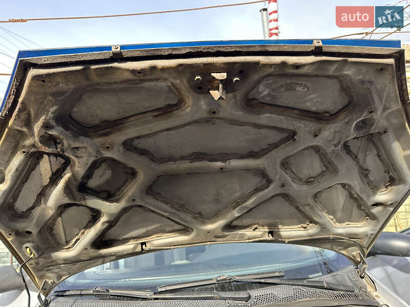 Седан Ford Focus 2001 в Херсоне