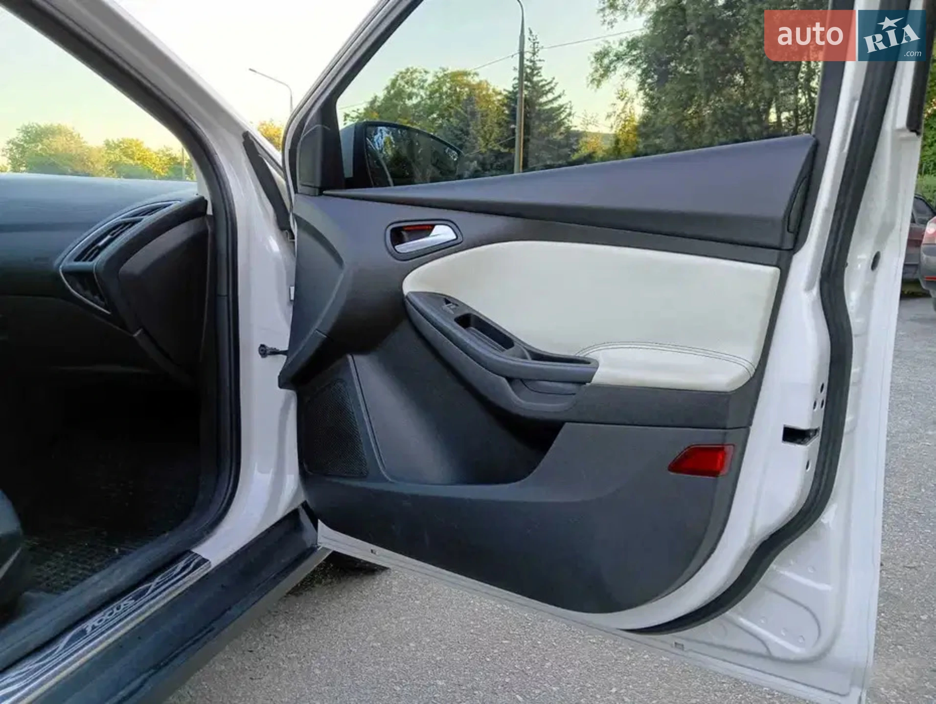 2012 Ford Focus - мініатюра 5