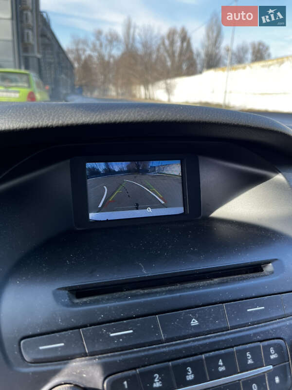 Седан Ford Focus 2015 в Дніпрі