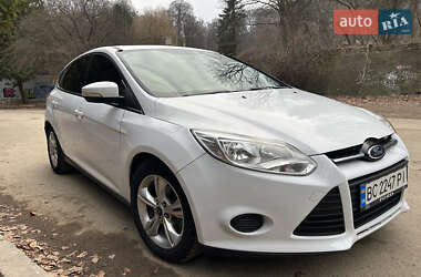 Хэтчбек Ford Focus 2013 в 
