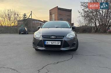 Хэтчбек Ford Focus 2014 в 