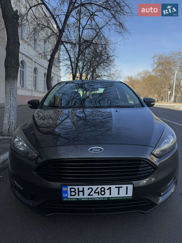 Седан Ford Focus 2017 в Одессе
