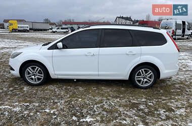 Универсал Ford Focus 2010 в 