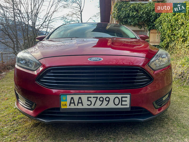Хэтчбек Ford Focus 2016 в Киеве фото 3 Хэтчбек Ford Focus 2016 в Киеве