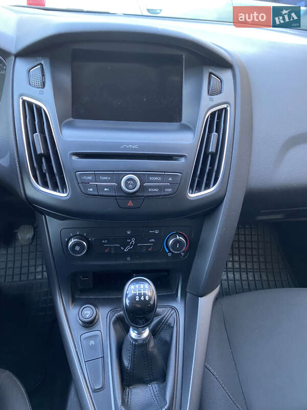 Универсал Ford Focus 2017 в Житомире фото 10 Универсал Ford Focus 2017 в Житомире