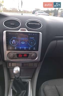 Хэтчбек Ford Focus 2009 в Львове