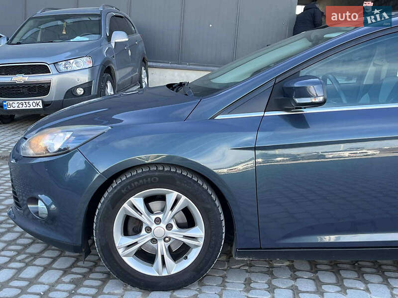 Хэтчбек Ford Focus 2013 в Львове