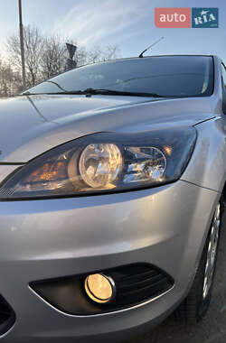 Хетчбек Ford Focus 2008 в Дніпрі