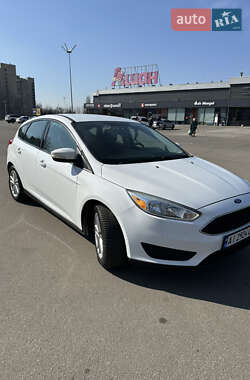 Хэтчбек Ford Focus 2015 в Киеве