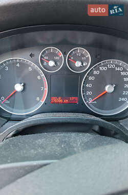 Хэтчбек Ford Focus 2007 в 