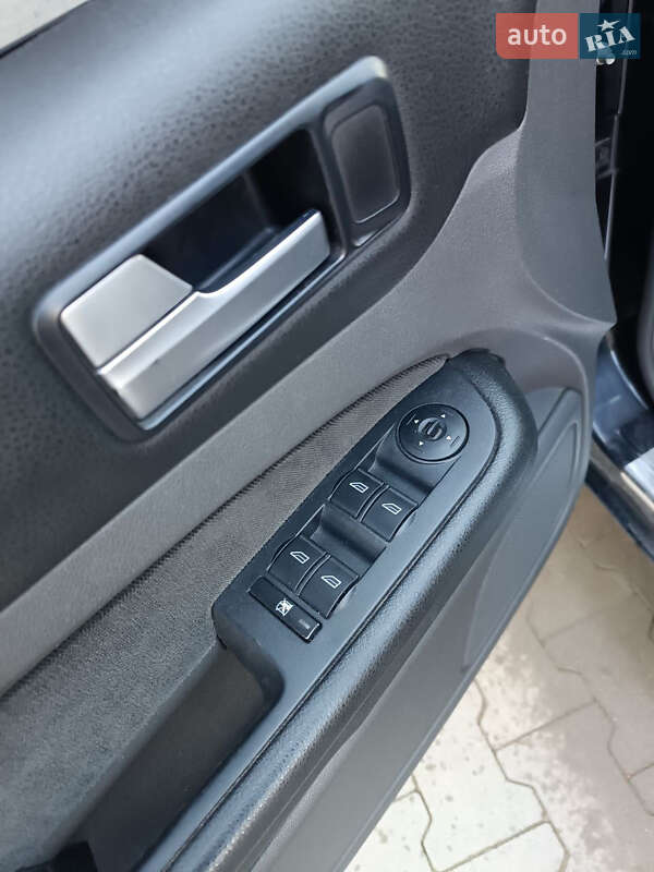 Хэтчбек Ford Focus 2007 в Загвоздье