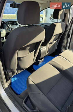 Седан Ford Focus 2015 в 