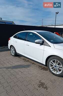 Седан Ford Focus 2017 в 