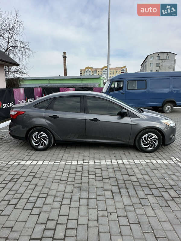 Седан Ford Focus 2013 в Каменец-Подольском