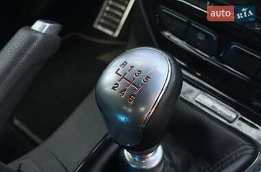 Хэтчбек Ford Focus 2013 в 