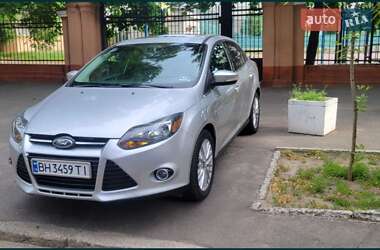 Седан Ford Focus 2014 в 