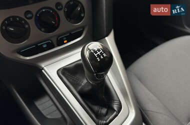 Универсал Ford Focus 2014 в 