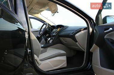 Хэтчбек Ford Focus 2014 в 
