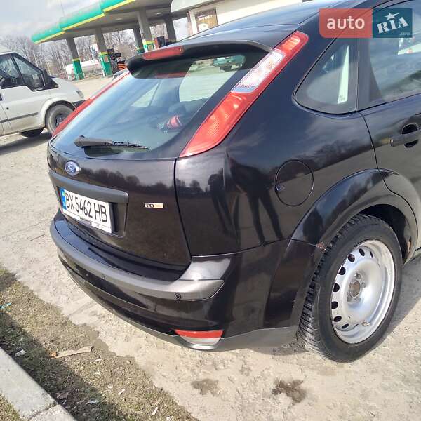 Хэтчбек Ford Focus 2005 в Каменец-Подольском