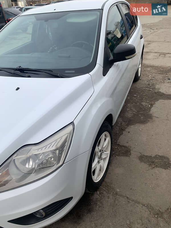 Хэтчбек Ford Focus 2008 в Хмельницком