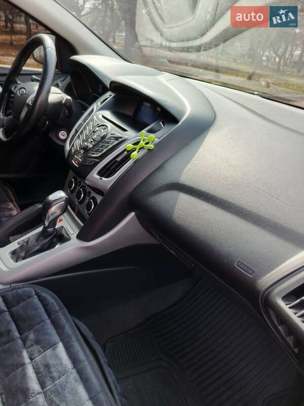 Седан Ford Focus 2013 в Николаеве фото 11 Седан Ford Focus 2013 в Николаеве