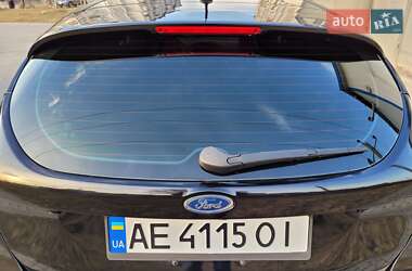 Хэтчбек Ford Focus 2016 в 