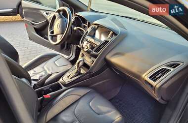 Хэтчбек Ford Focus 2016 в 