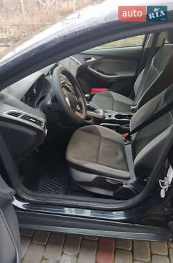 Хетчбек Ford Focus 2011 в 