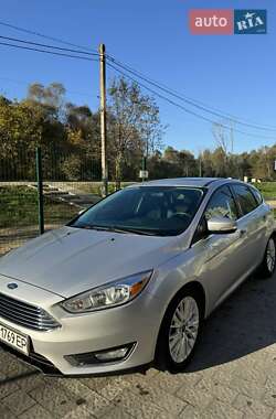 Хэтчбек Ford Focus 2017 в 
