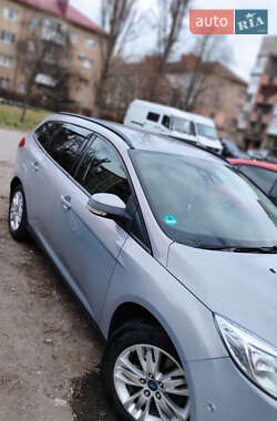 Универсал Ford Focus 2012 в 