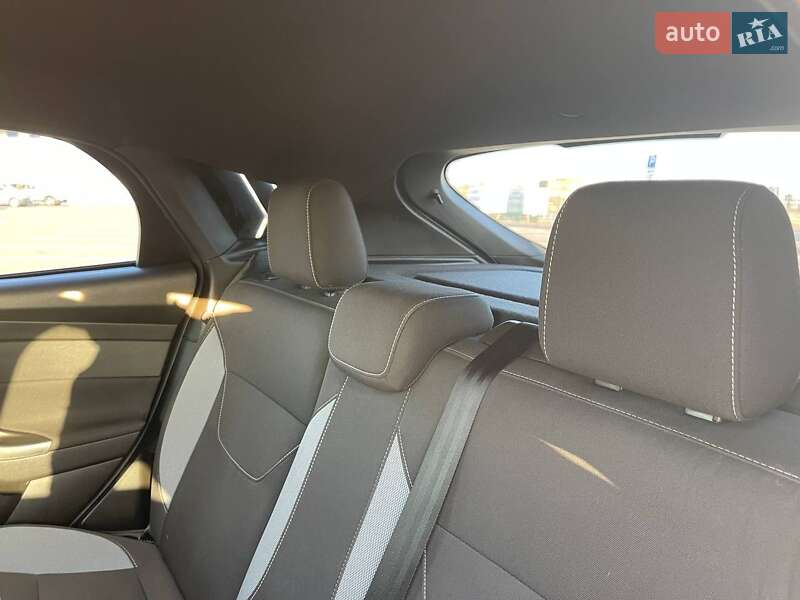 Хэтчбек Ford Focus 2016 в Ровно фото 20 Хэтчбек Ford Focus 2016 в Ровно