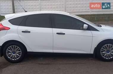 Хэтчбек Ford Focus 2013 в 