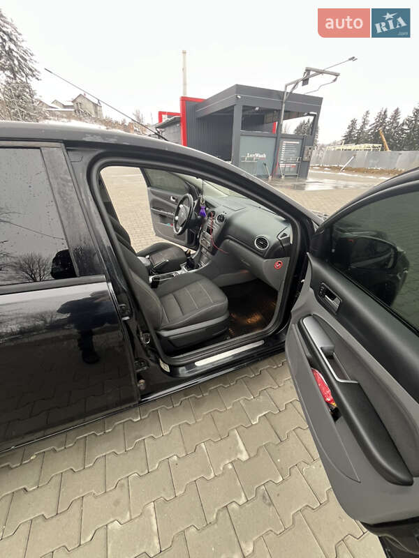 Універсал Ford Focus 2010 в Старому Самборі фото 14 Універсал Ford Focus 2010 в Старому Самборі