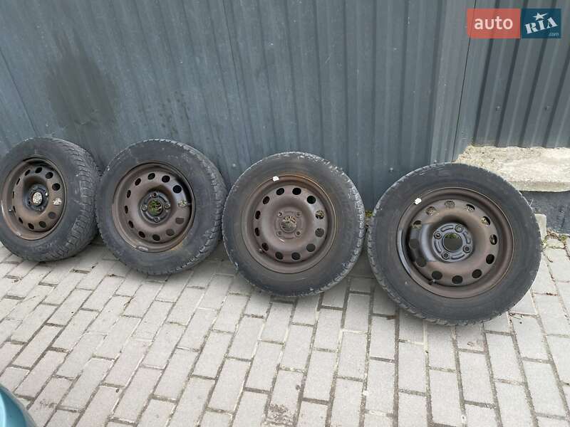 Хетчбек Ford Focus 1998 в Тернополі