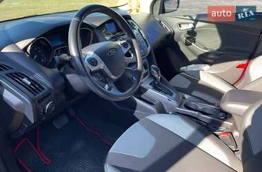 Седан Ford Focus 2014 в 