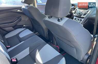 Седан Ford Focus 2014 в 