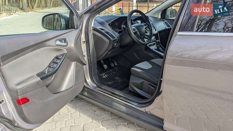 Седан Ford Focus 2013 в Львове